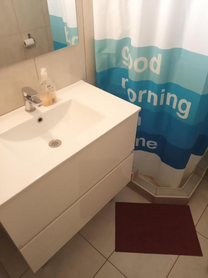 Cosy Penthouse -Up To 6 Guests- In The City Centre! سالونيك المظهر الخارجي الصورة